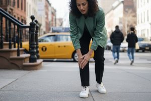 Broken Foot Symptoms: A New Yorker’s Guide to Identifying Fractures in 2026